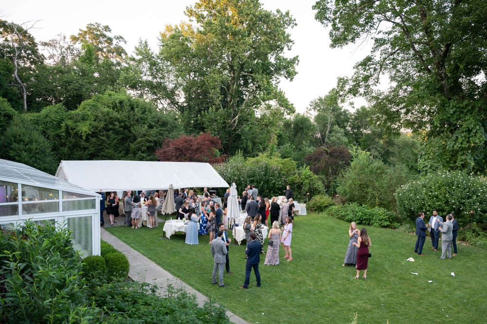 wedding cocktail hour at crabtree's kittle house in chappaqua ny